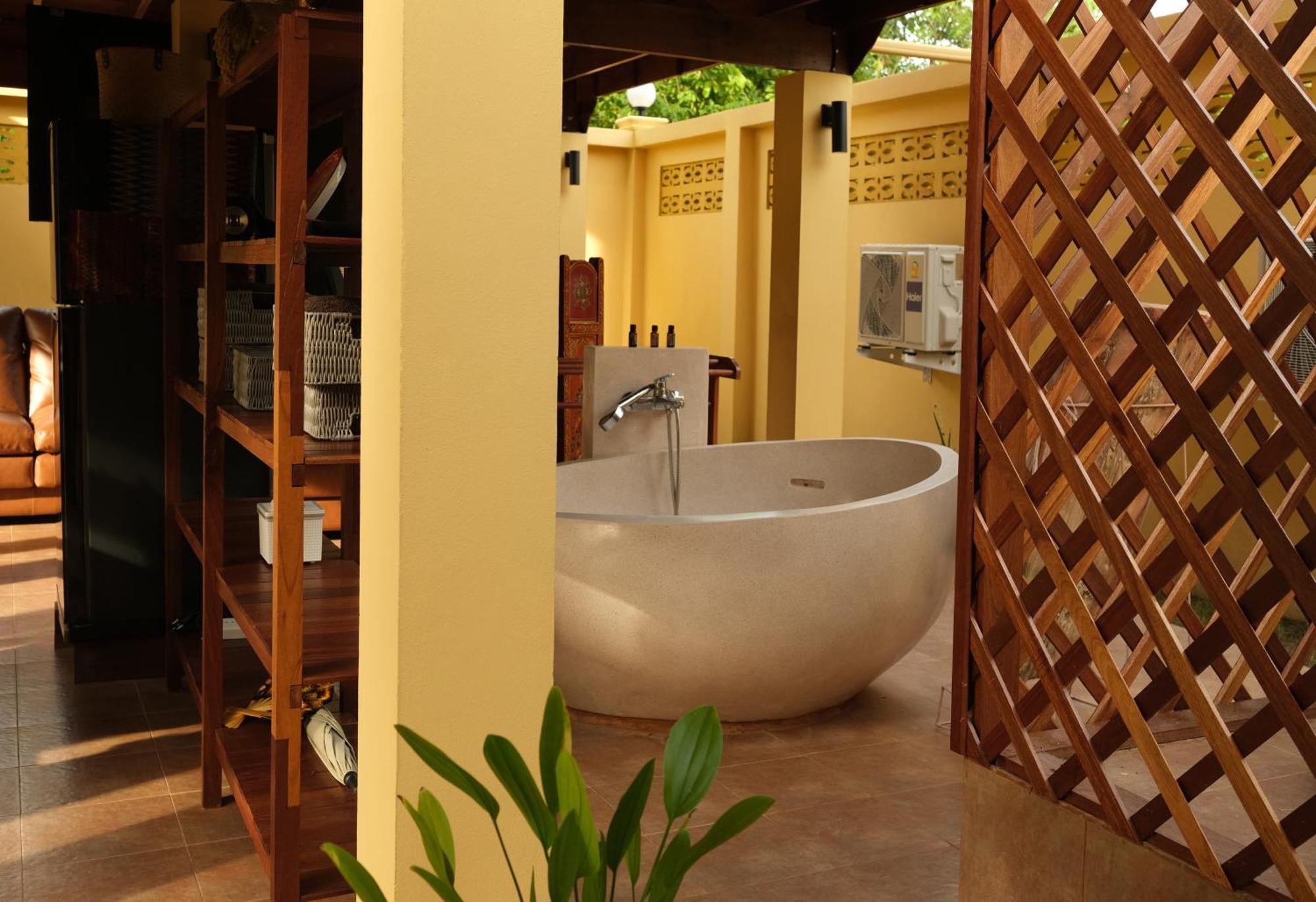 Banyasamui Wooden House, Sauna, Cold & Hot Bath In Koh Samui Amphoe Koksamui Exterior foto
